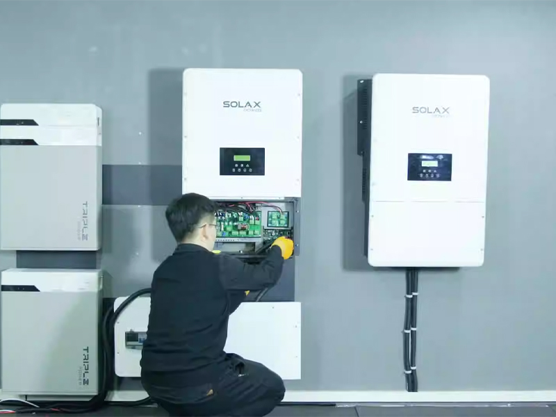 Fucntionare in regim unbalanced invertoare trifazate Solax